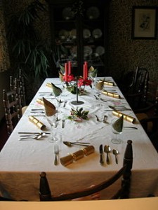 256px-Boxing_day_dinner_table