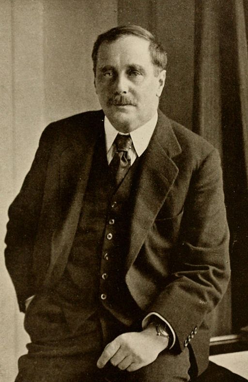 Photograpic Portrait of HG Wells