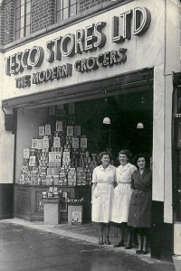 TESCOS_STORE_IN_GREENFORD_-_1949_(5818645644)